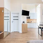 Renttogo - Bulwar Staromiejski * Wrocław