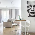 Renttogo - Bulwar Staromiejski * Wrocław